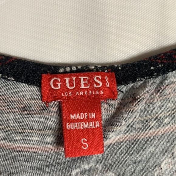 Guess Black Pattern Crop Top - Picture 3 of 3